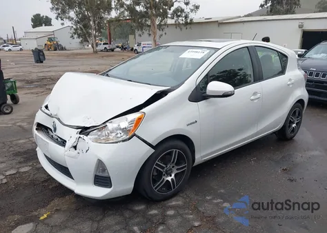 2012 Toyota Prius C Three z USA, uszkodzony, nr VIN JTDKDTB34C1000295